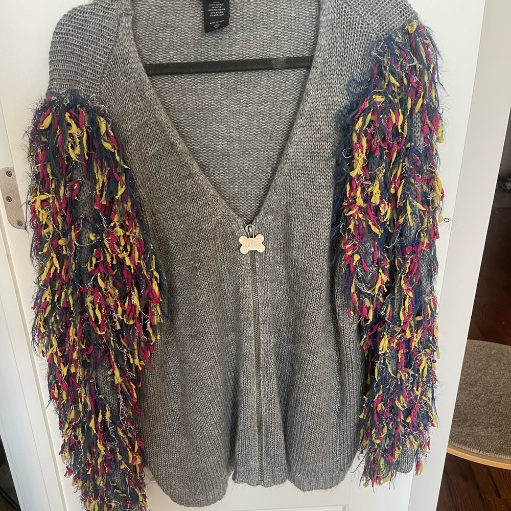 Her Universe (Torrid) Birds of Prey zip front cardigan with fun sleeve details